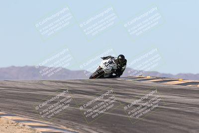 media/Dec-07-2025-CVMA (Sun) [[3e7d2de5dc]]/Race 7-Formula Lightweight Twins Shootout/